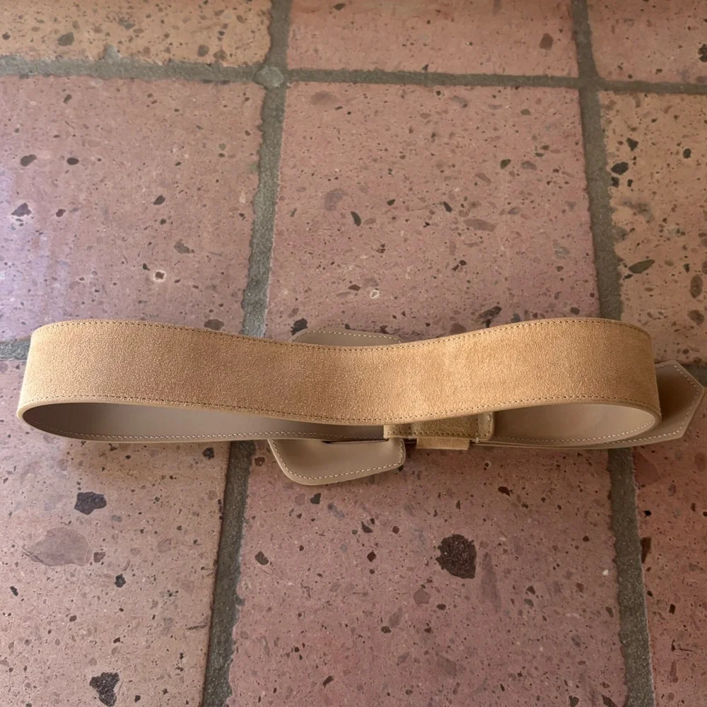 B-Low The Belt Light Taupe Bret Nubuck Belt - Picture 2 of 8